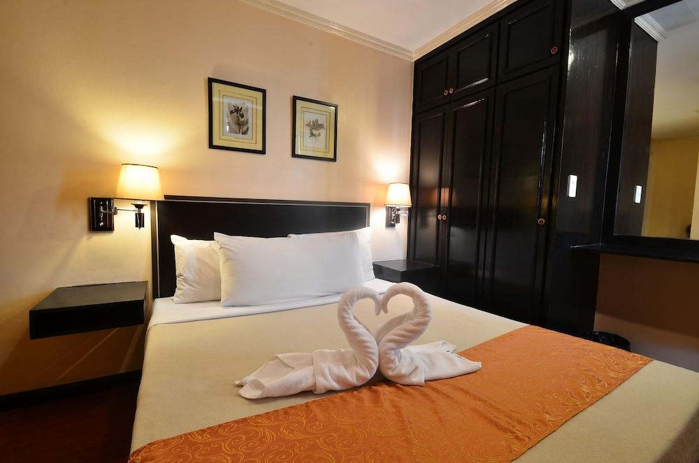 Fernandina 88 Suites Hotel Bandar Quezon Luaran gambar