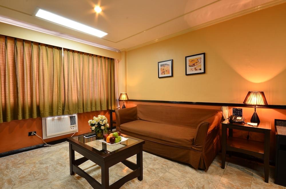 Fernandina 88 Suites Hotel Bandar Quezon Luaran gambar