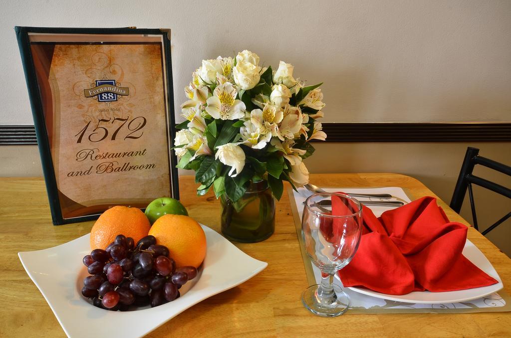 Fernandina 88 Suites Hotel Bandar Quezon Luaran gambar